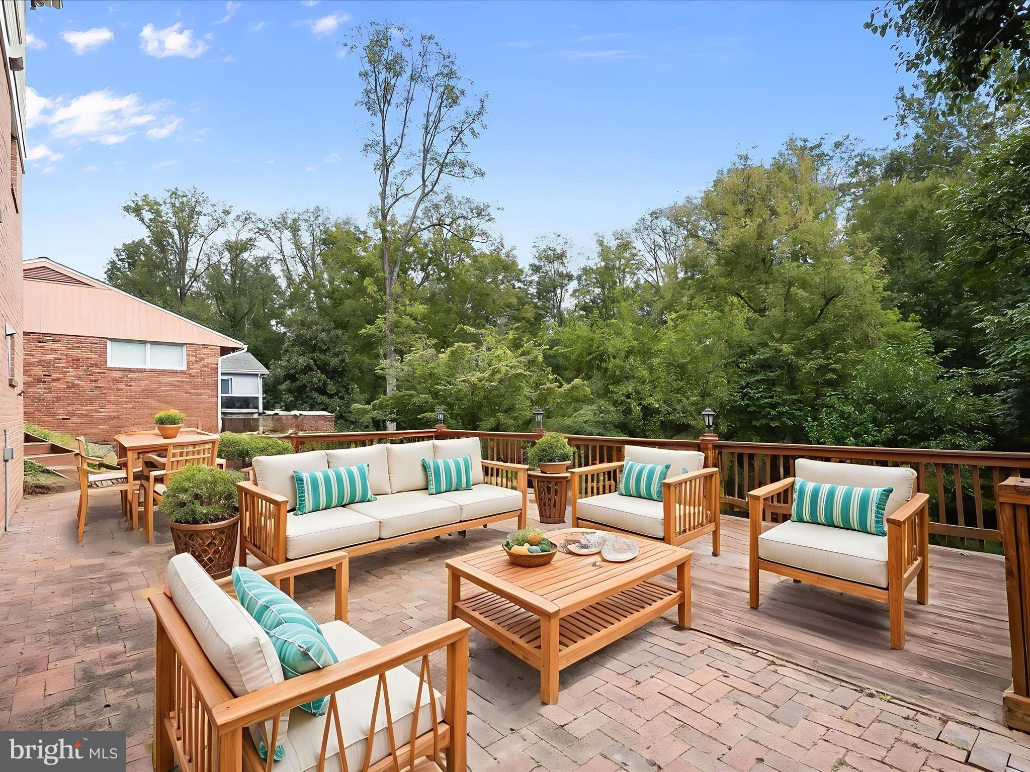 109 Hillside Road Baltimore, MD 21228 - Photo 8 of 78 Virtually Staged