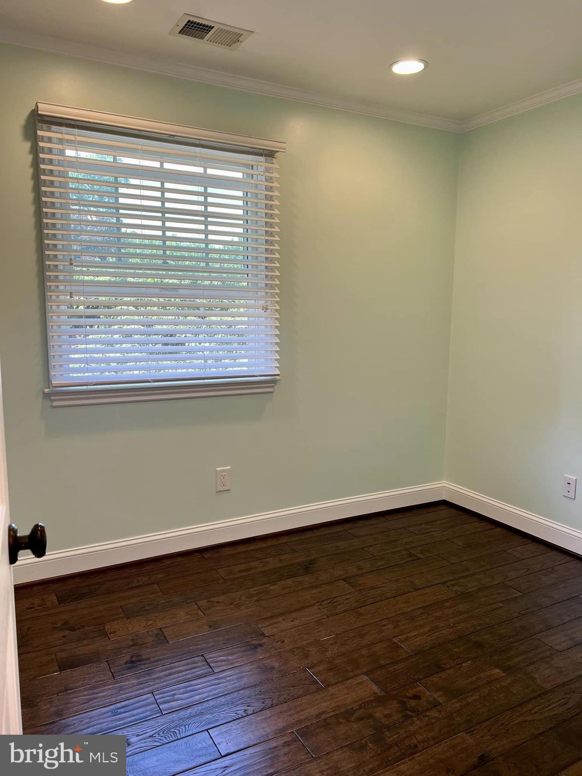 200 Mountain Road Linthicum Heights, MD 21090 - Photo 32 of 66 Bedroom 2