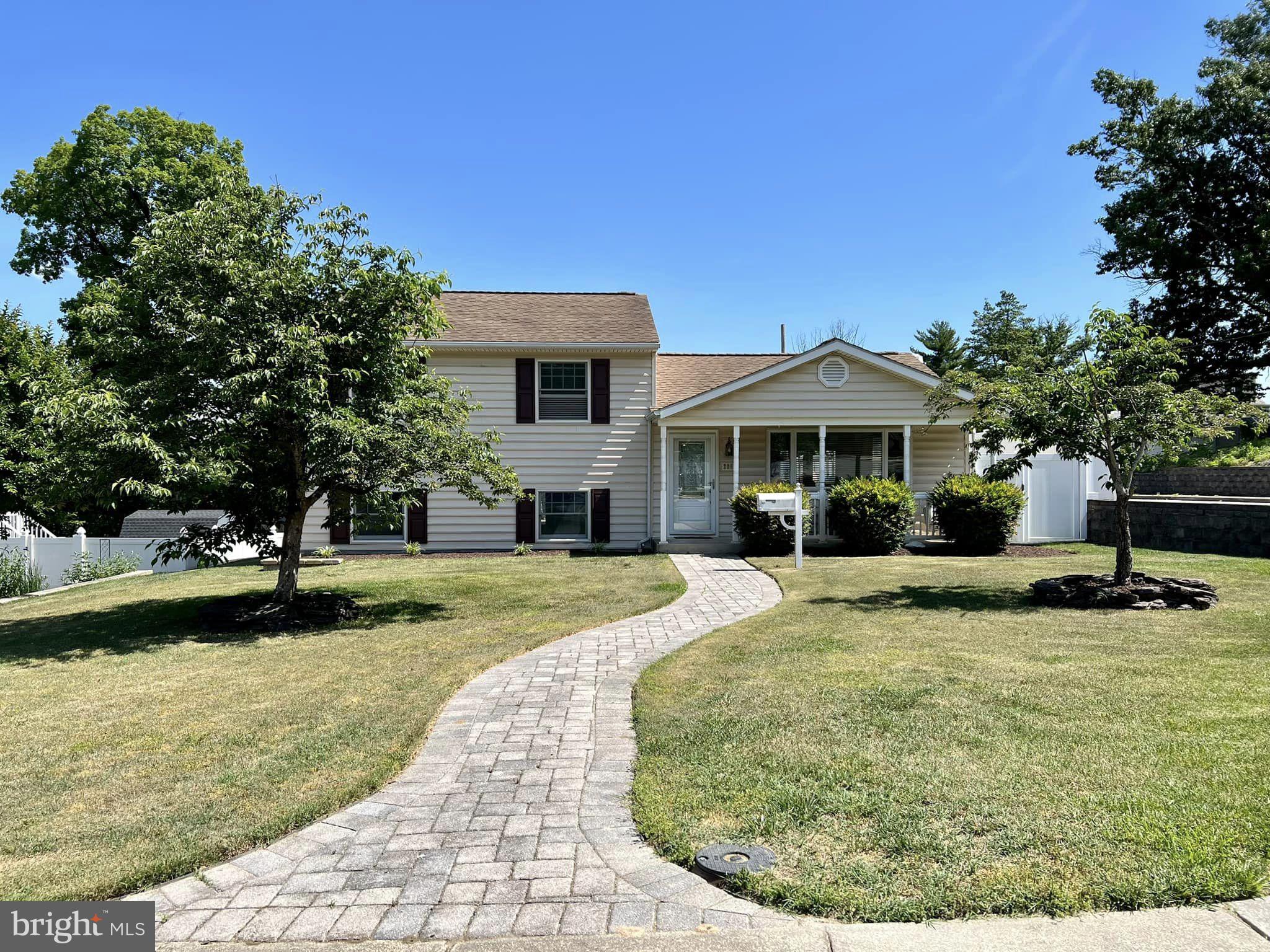 200 Mountain Road Linthicum Heights, MD 21090 - Photo 4 of 66