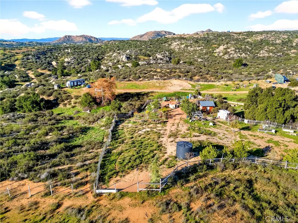 38950 Hoss Temecula, CA 92592 - Photo 24 of 40