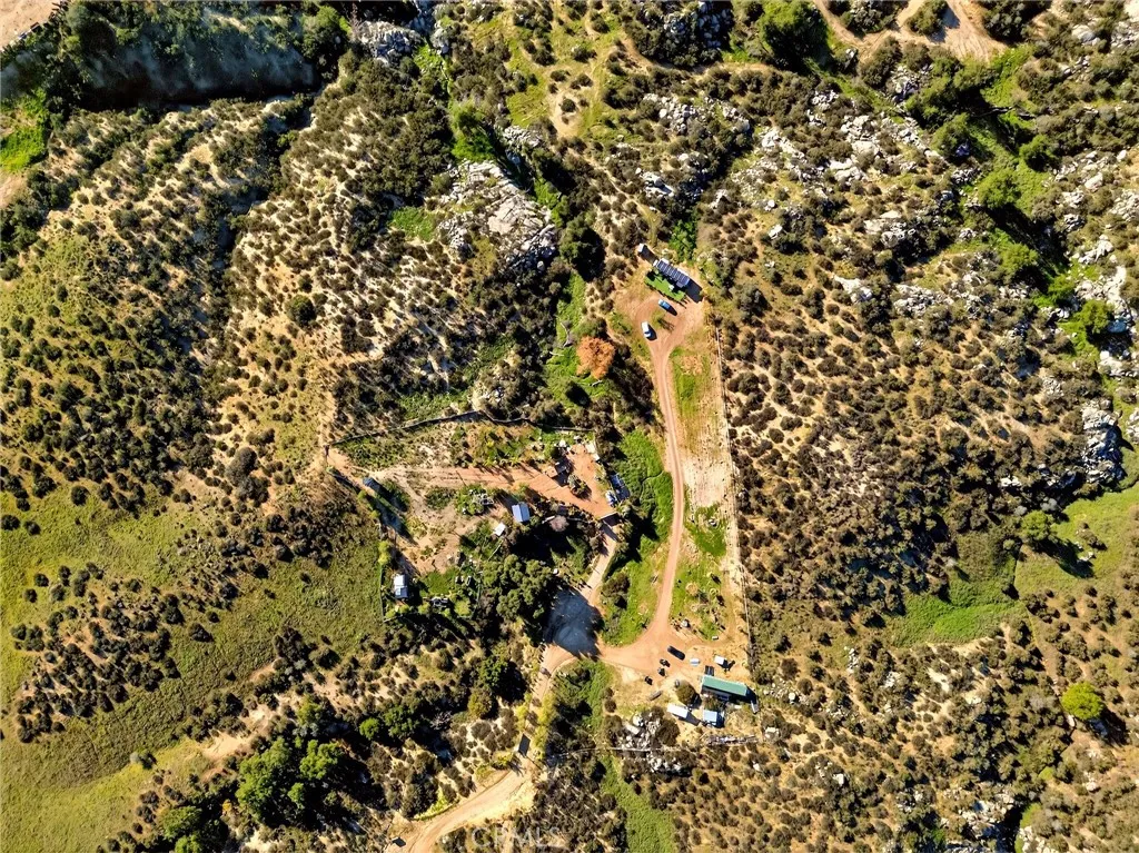 38950 Hoss Temecula, CA 92592 - Photo 39 of 40