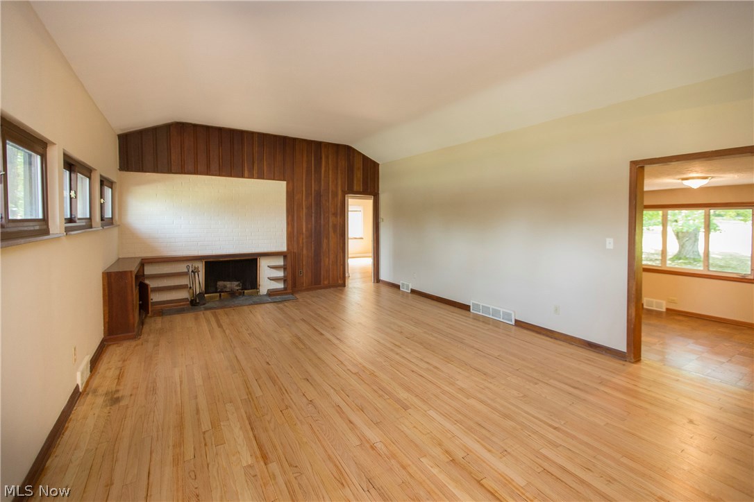 7864 Brecksville Road Brecksville, OH 44141 - Photo 2 of 35