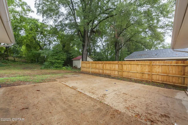 $239,000 | 568 Westmoreland Place, Jackson, TN 38301