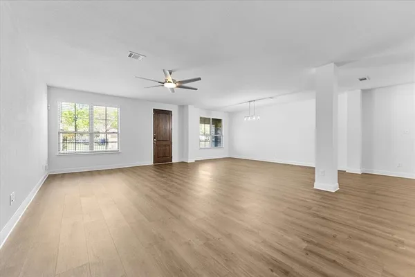 $2,600 | 4226 Swinley Forest Drive, Arlington, TX 76017