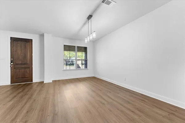 $2,600 | 4226 Swinley Forest Drive, Arlington, TX 76017