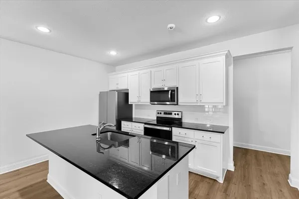 $2,600 | 4226 Swinley Forest Drive, Arlington, TX 76017