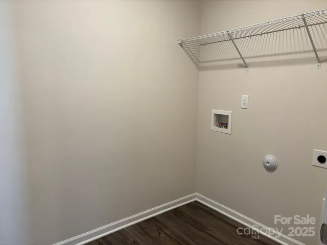 $499,000 | 7121 Maple Run Circle, Charlotte, NC 28215