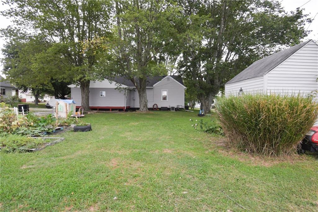 400 South Bethany Road Crothersville, IN 47229 - Photo 4 of 25