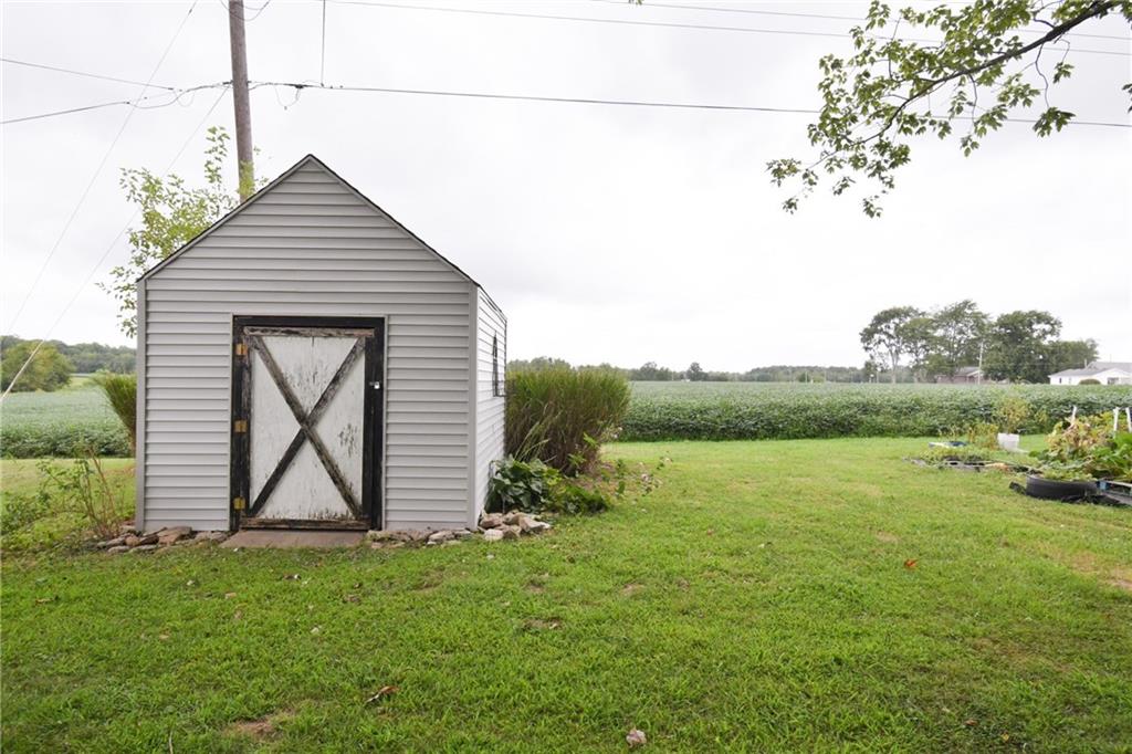400 South Bethany Road Crothersville, IN 47229 - Photo 5 of 25