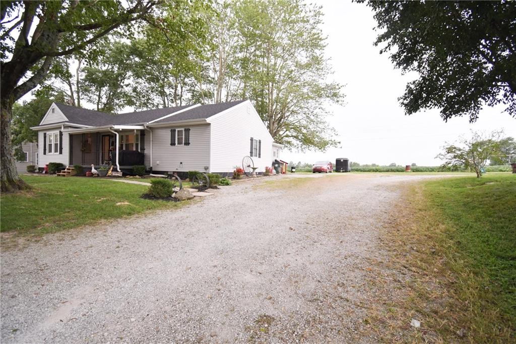 400 South Bethany Road Crothersville, IN 47229 - Photo 8 of 25