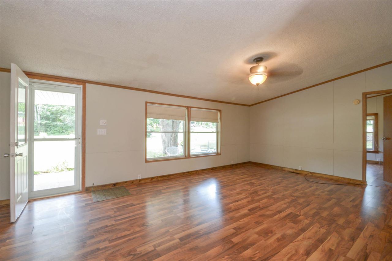 8008 West Gardner Road Bloomington, IN 47403 - Photo 11 of 33 Gallery Image 11