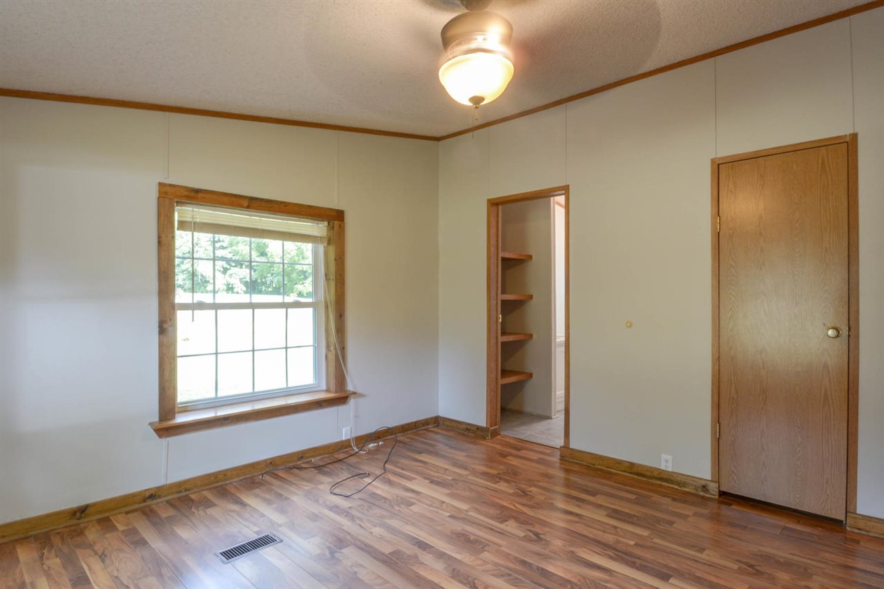 8008 West Gardner Road Bloomington, IN 47403 - Photo 19 of 33 Gallery Image 19