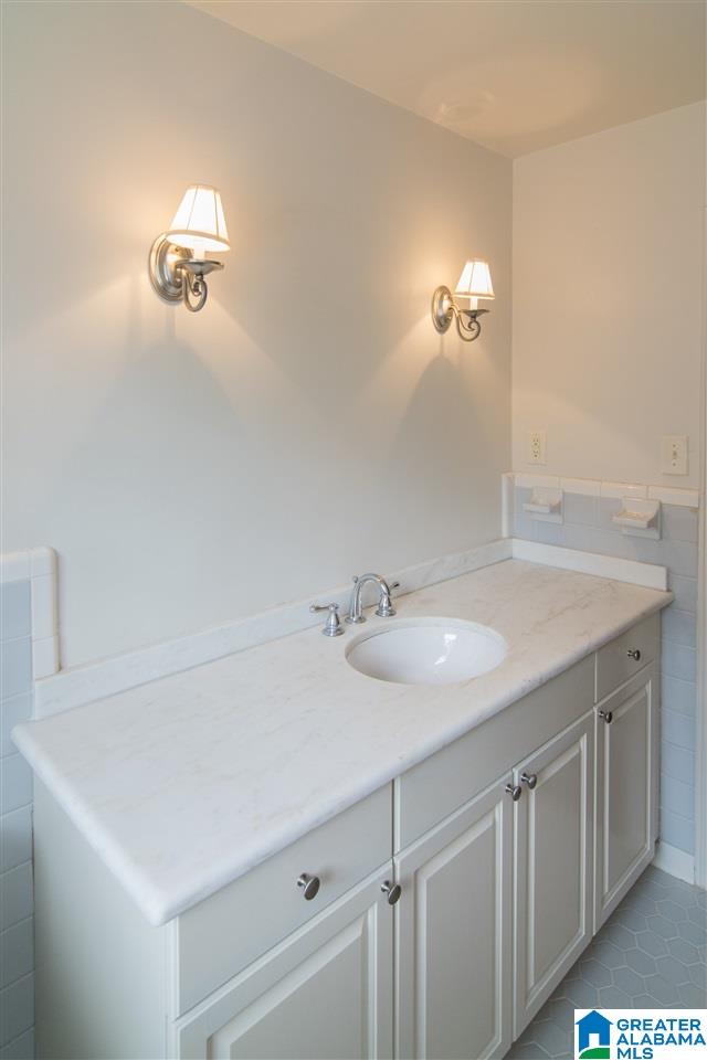 3705 Forest Run Road Birmingham, AL 35223 - Photo 27 of 36