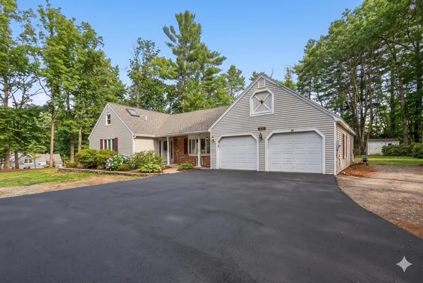 $599,900 | 55 Pine Hill Cemetery Road, Wells, ME 04090