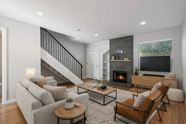 $1,899 | 3601 Menchaca Road, Unit 117, Austin, TX 78704