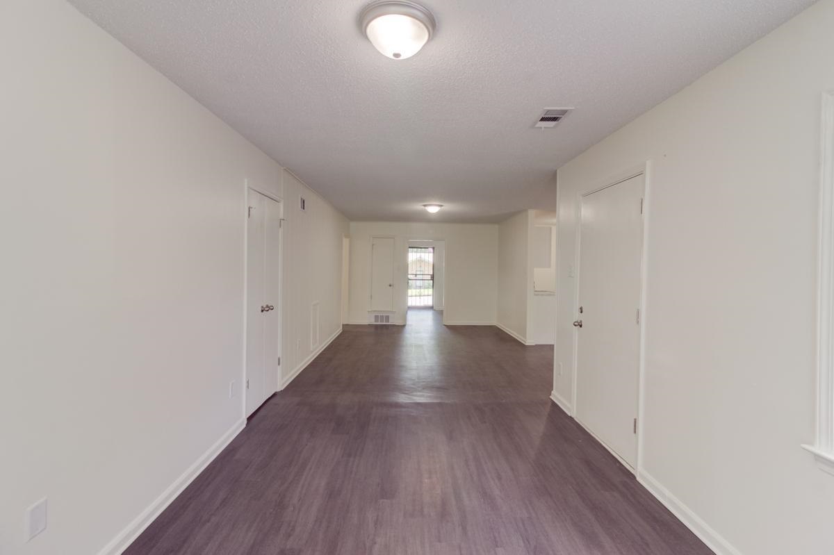 4017 Naylor Road Memphis, TN 38128 - Photo 7 of 20 Gallery Image 7