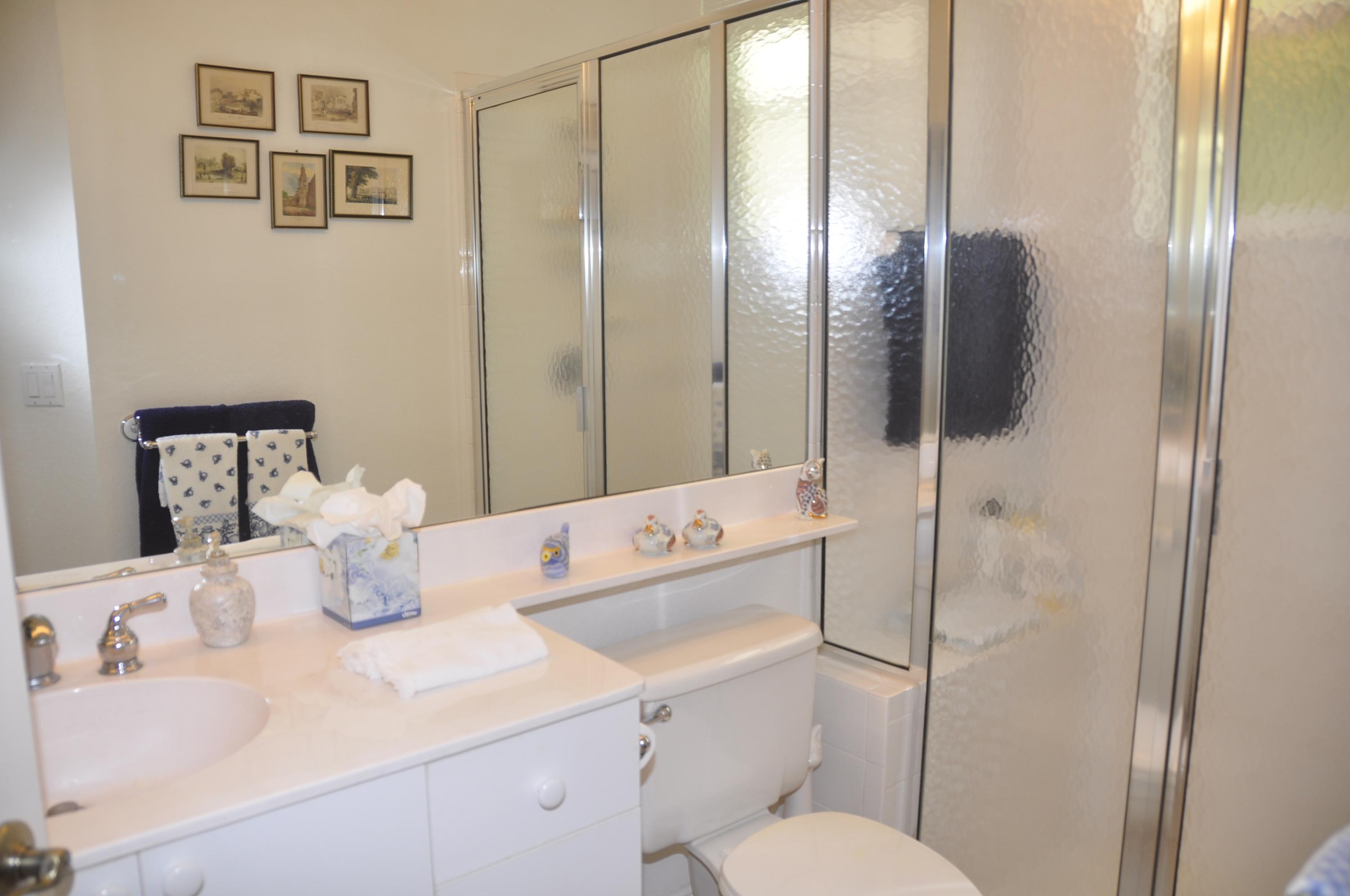 6484 Northwest 42nd Way Boca Raton, FL 33496 - Photo 11 of 12 Bath