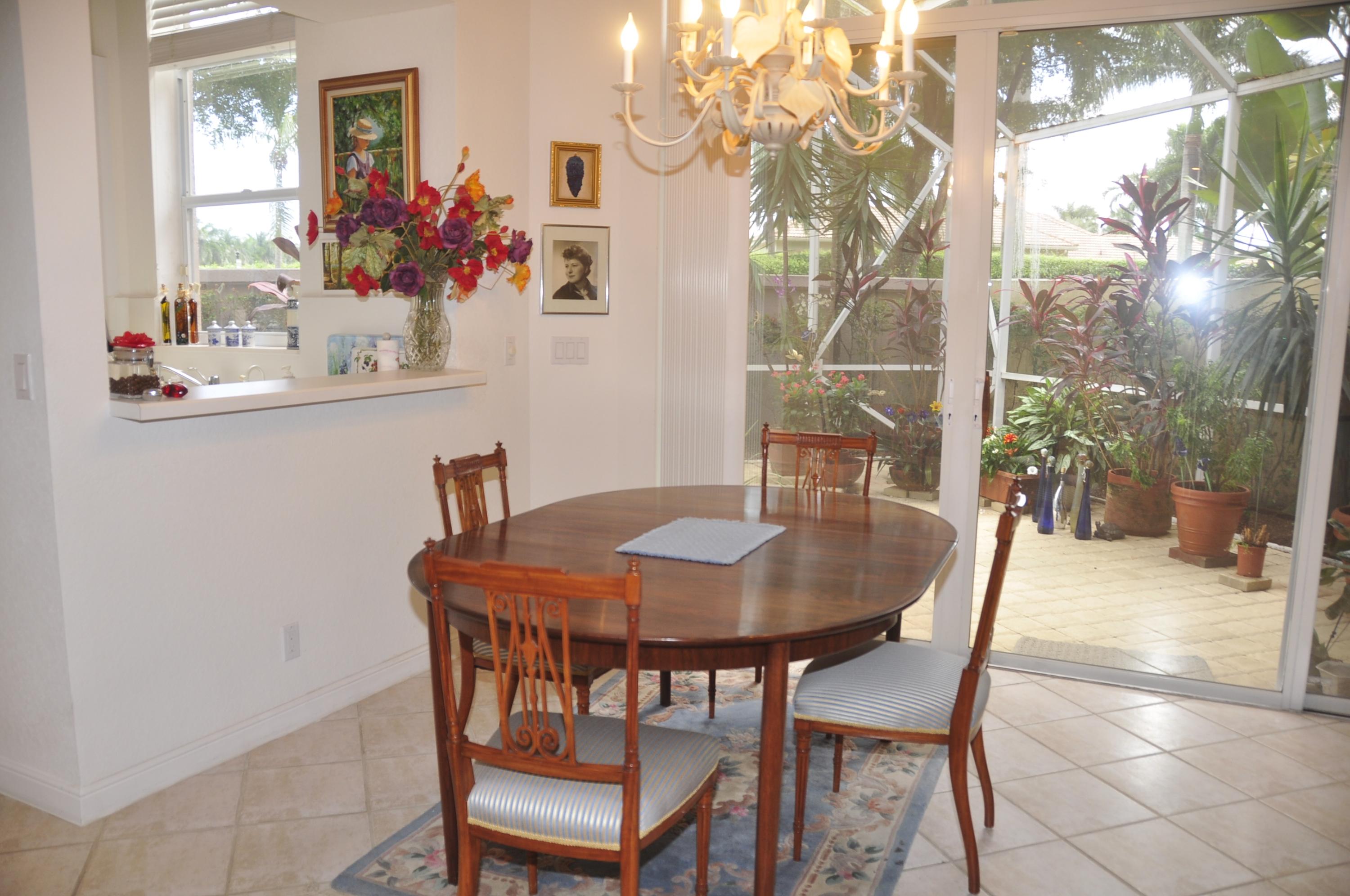 6484 Northwest 42nd Way Boca Raton, FL 33496 - Photo 6 of 12 Dining Area