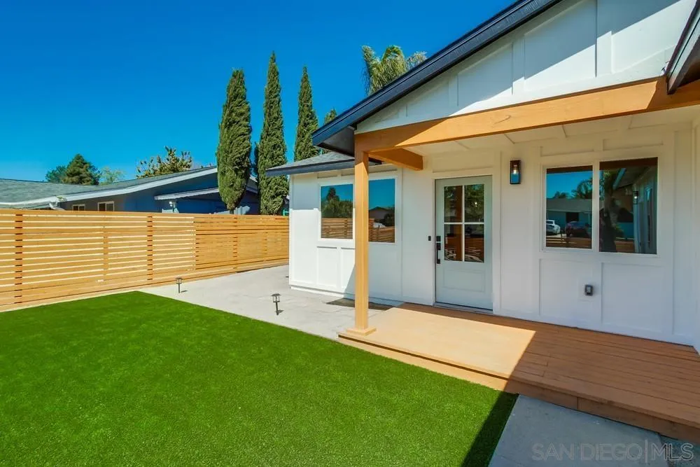 122 Lancer Avenue Oceanside, CA 92058 - Photo 7 of 67