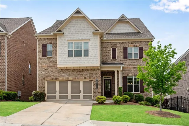 $840,000 | 2251 Nancy Creek Drive, Atlanta, GA 30341