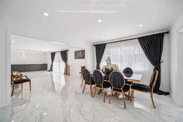 $1,799,950 | 17158 Citronia Street, Northridge, CA 91325