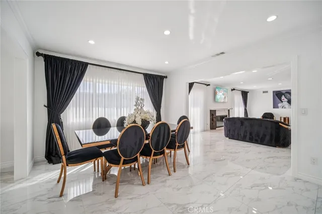 $1,799,950 | 17158 Citronia Street, Northridge, CA 91325