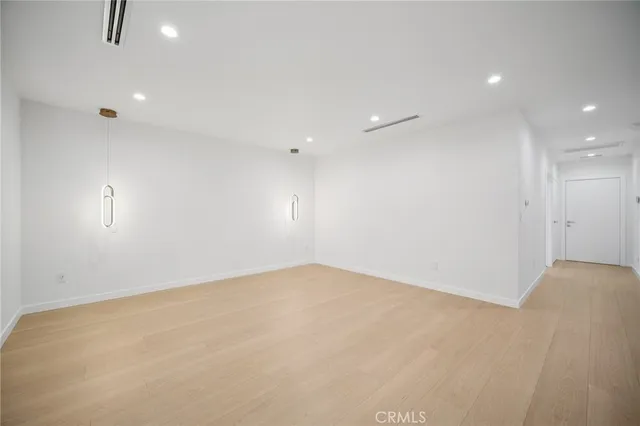 $1,799,950 | 17158 Citronia Street, Northridge, CA 91325