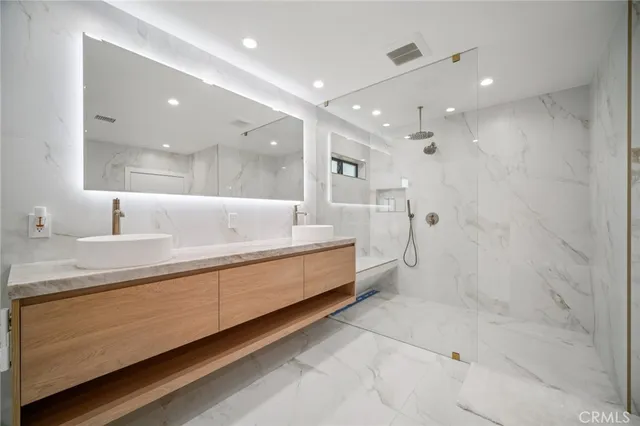 $1,799,950 | 17158 Citronia Street, Northridge, CA 91325