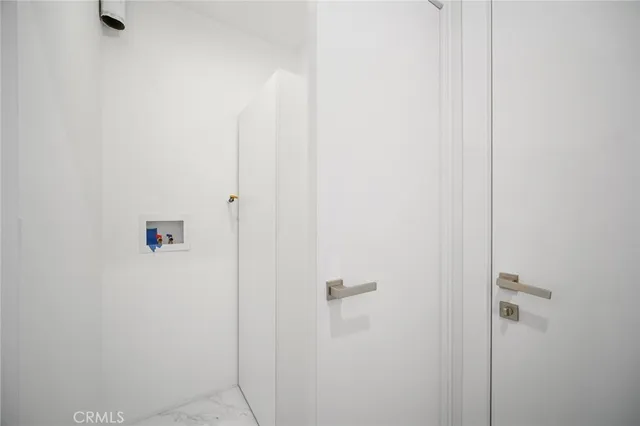 $1,799,950 | 17158 Citronia Street, Northridge, CA 91325