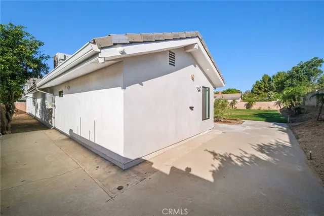 $1,799,950 | 17158 Citronia Street, Northridge, CA 91325