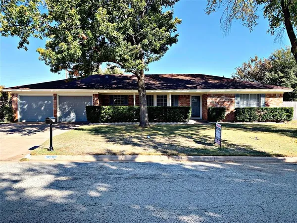 $3,195 | 2510 Gilmer Avenue, Abilene, TX 79606