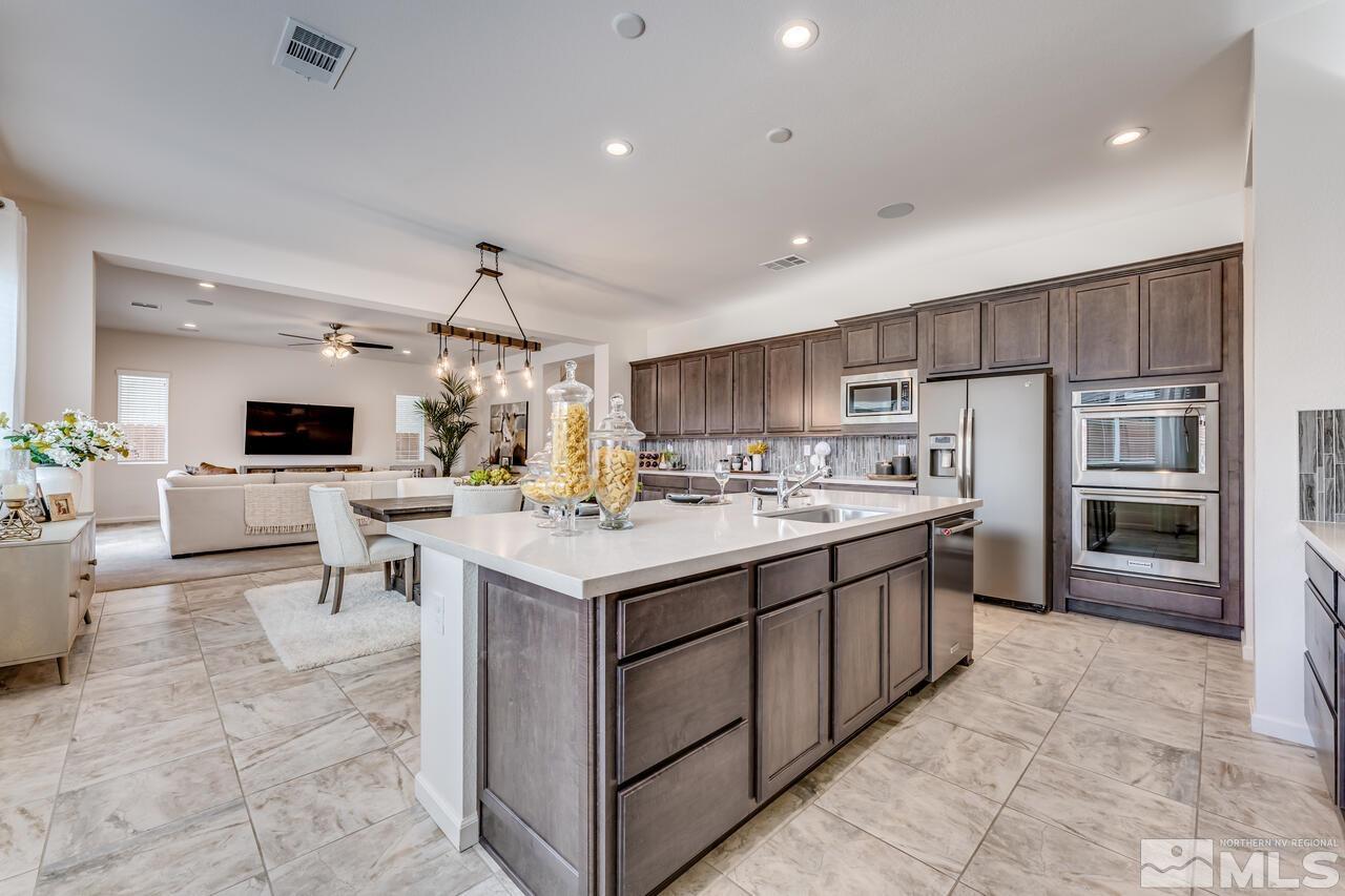 2235 Edgelands Drive Reno, NV 89521 - Photo 15 of 40 Photo 15