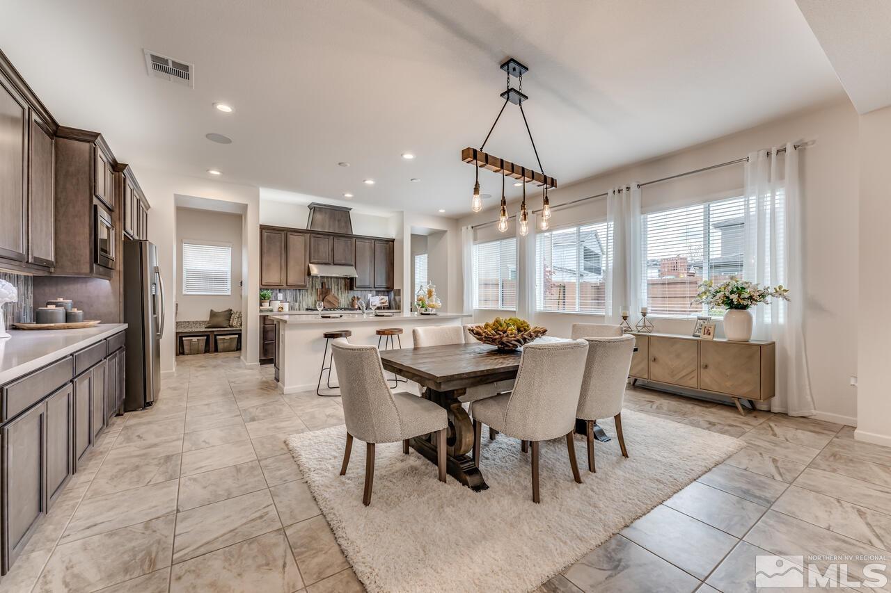 2235 Edgelands Drive Reno, NV 89521 - Photo 10 of 40 Photo 10