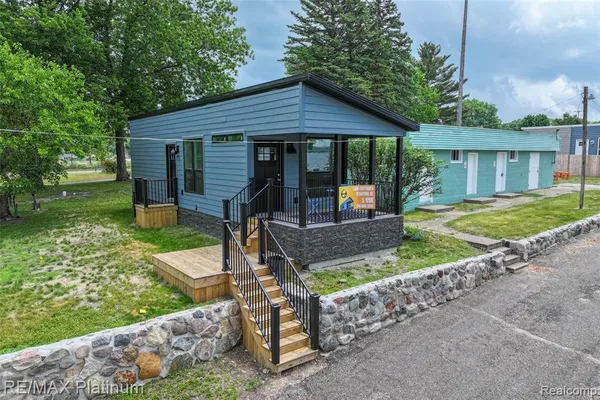 $119,000 | 27 Sunset Lane, White Lake, MI 48383