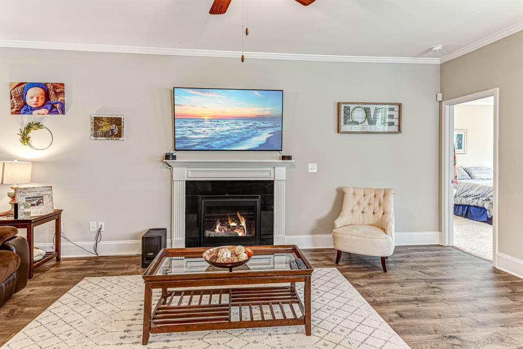 170 Warren Lake Road Aberdeen, NC 28315 - Photo 8 of 42 Living Room to Master