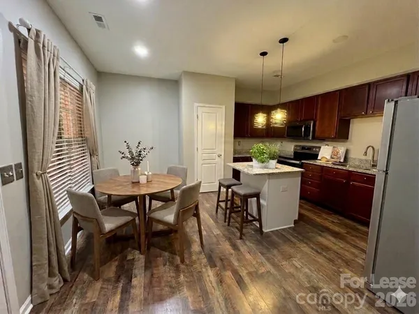 $2,295 | 8734 Arrowhead Pl Lane, Cornelius, NC 28031