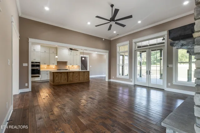 $1,199,900 | 1014 Herbert Drive, Greenback, TN 37742