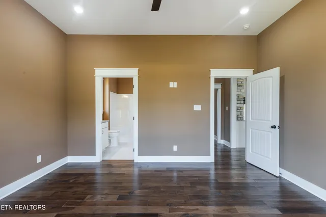 $1,199,900 | 1014 Herbert Drive, Greenback, TN 37742