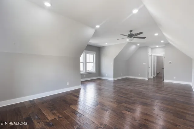 $1,199,900 | 1014 Herbert Drive, Greenback, TN 37742