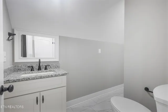 $1,199,900 | 1014 Herbert Drive, Greenback, TN 37742