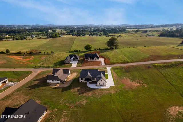 $1,199,900 | 1014 Herbert Drive, Greenback, TN 37742