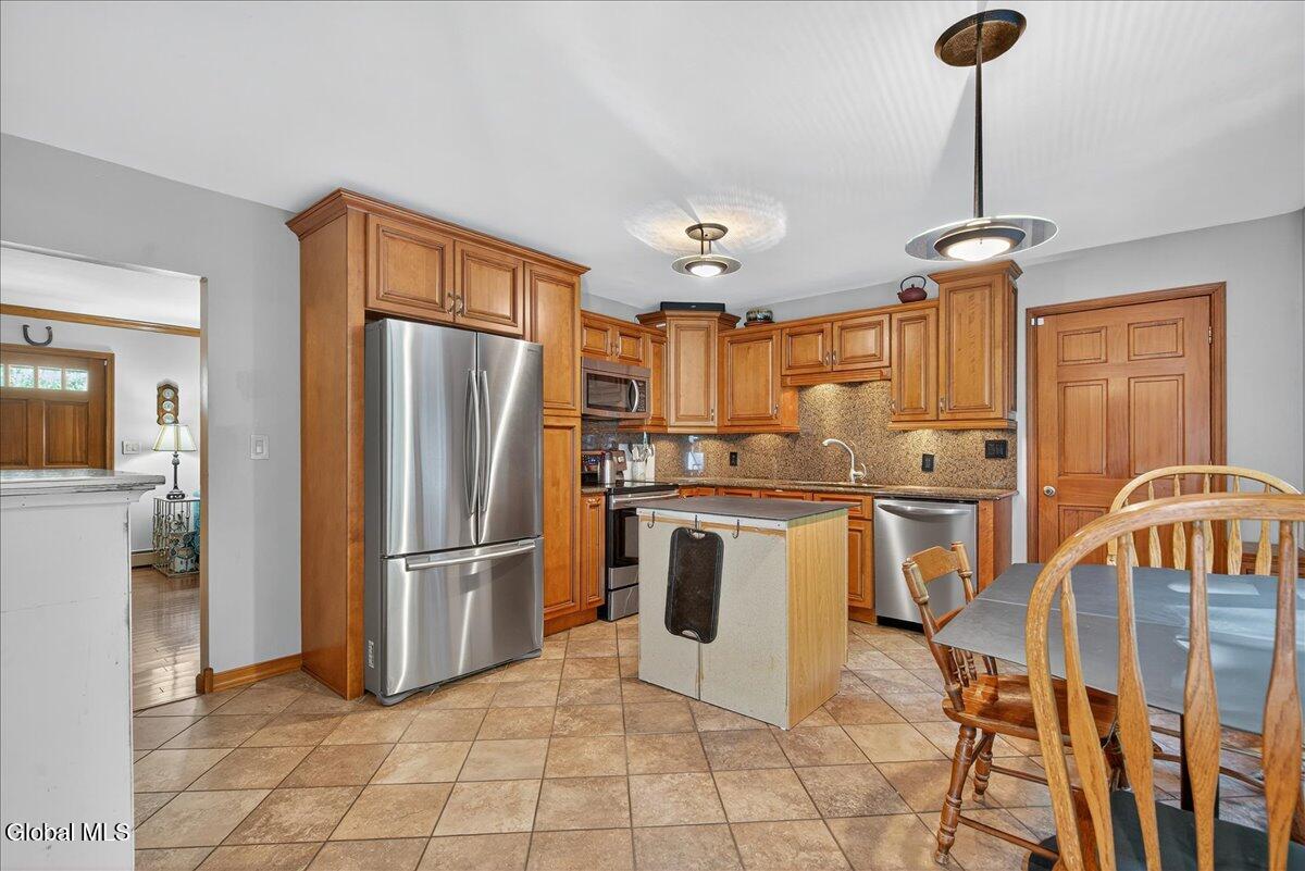 290 Plank Road Brunswick, NY 12182 - Photo 5 of 25 5