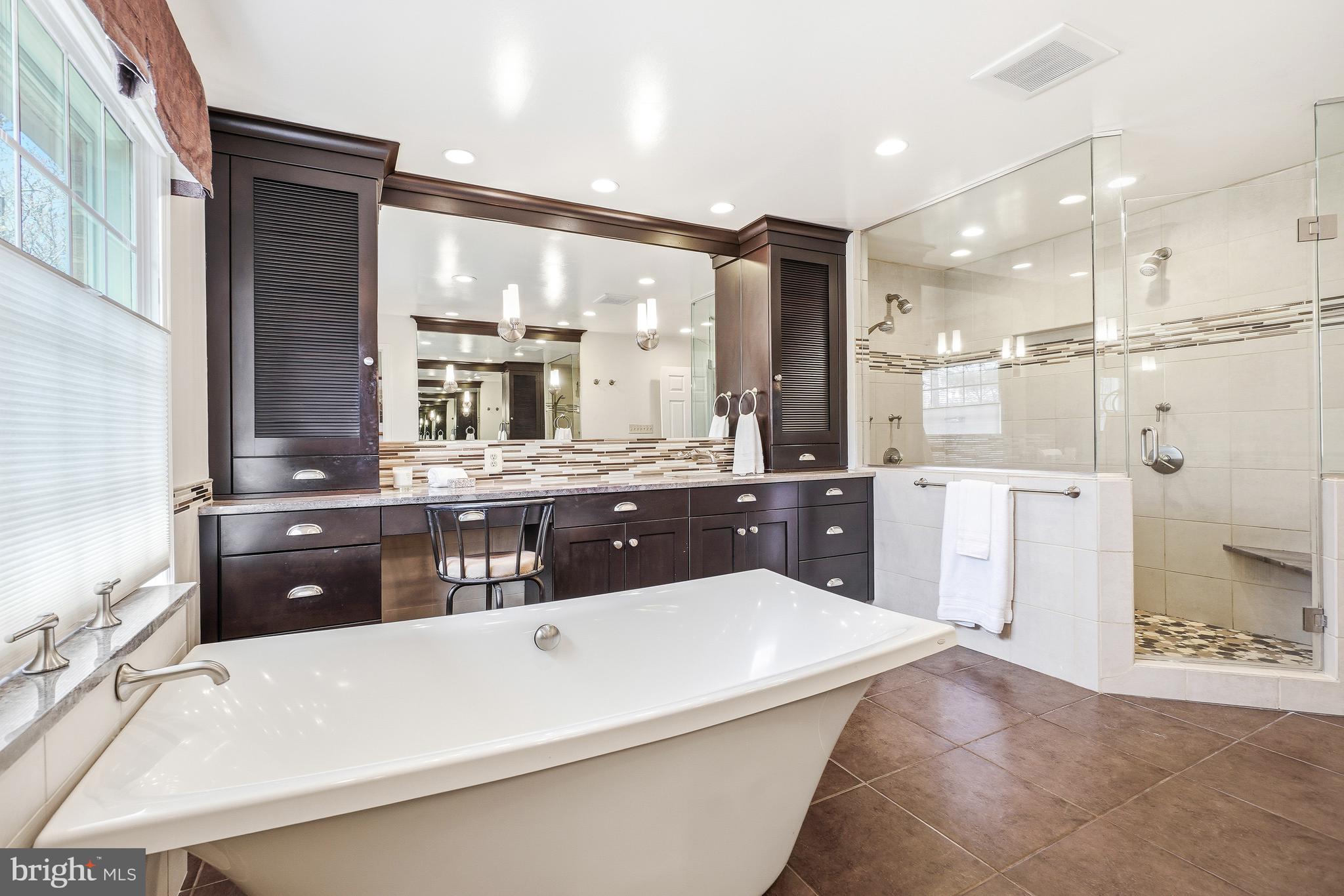 10 Meyer Point Court Potomac, MD 20854 - Photo 40 of 68