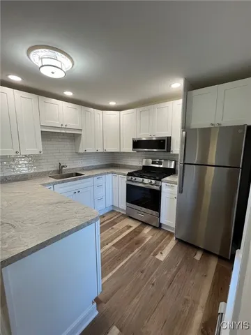 $1,775 | 45 East Oneida Street, Unit 2, Lysander, NY 13027