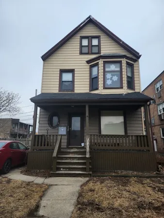 $525,000 | 4345 North Kedvale Avenue, Chicago, IL 60641
