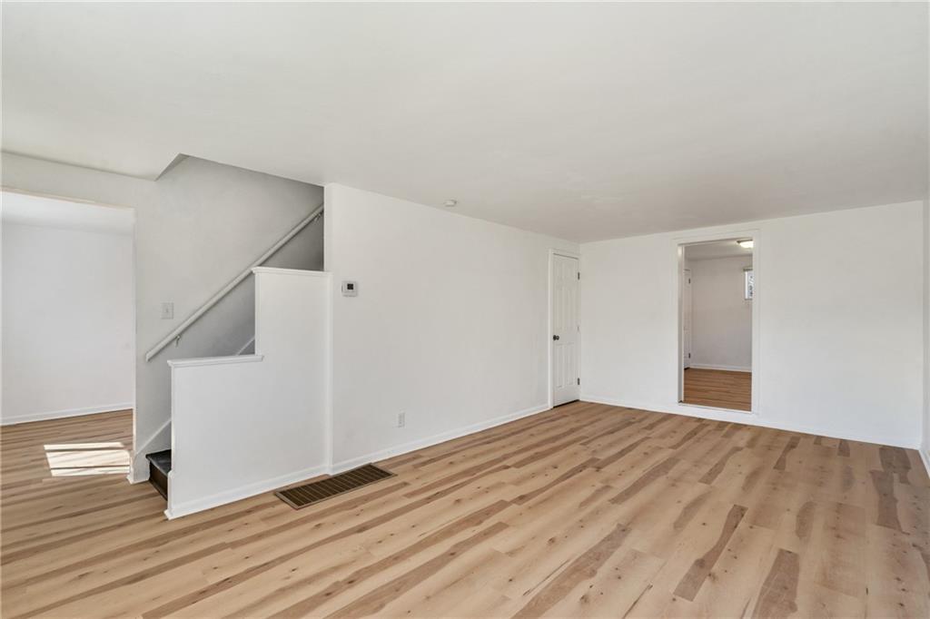 8005 Aber Road Verona, PA 15147 - Photo 6 of 36 Gallery Image 6