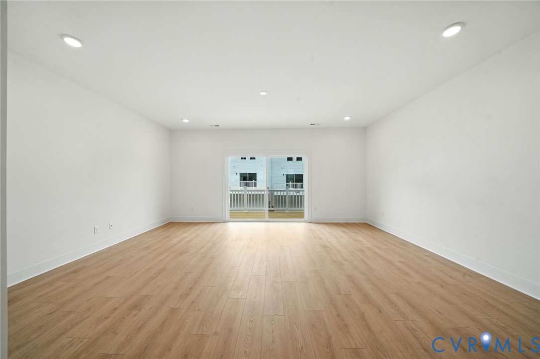 15315 Sunray Alley Chesterfield, VA 23832 - Photo 3 of 24