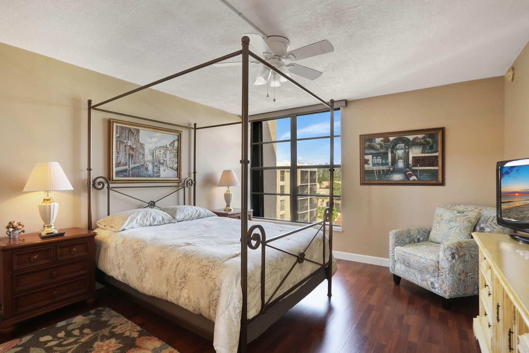 4 Royal Palm Way, Unit 6020 Boca Raton, FL 33432 - Photo 15 of 38 16-web-or-mls-001L2343