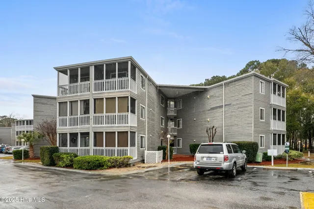 $149,900 | 10170 Beach Drive Southwest, Unit 3302, Calabash, NC 28467