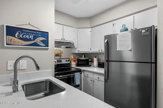 $149,900 | 10170 Beach Drive Southwest, Unit 3302, Calabash, NC 28467